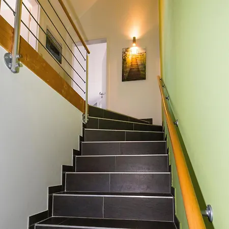 Ferien-haus Am Ahorneck / Benno Göhren-Lebbin